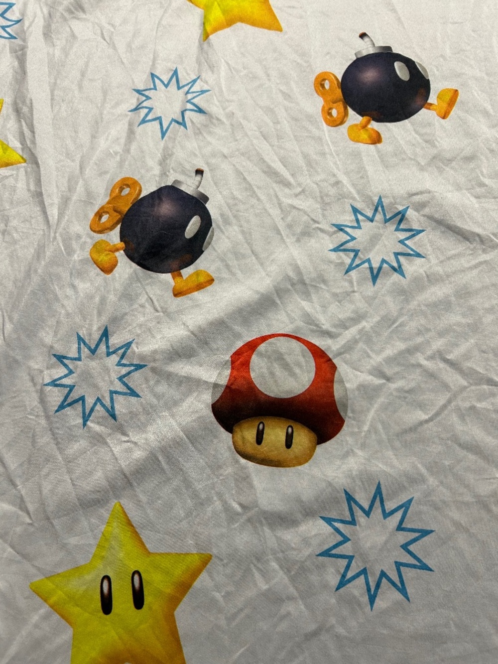 Nintendo Super Mario Twin Fitted Sheet - Star, Mushroom, Bob-omb Print